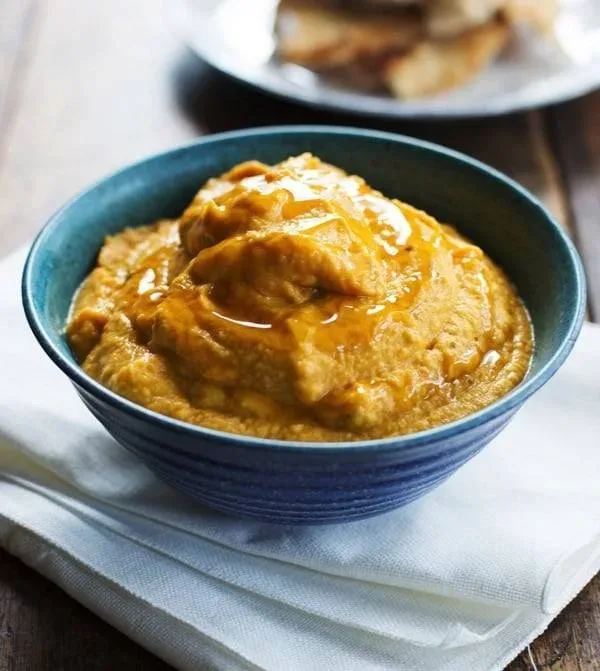 Roasted Garlic & Rosemary Pumpkin Hummus