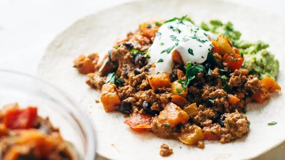 Spicy Chipotle Turkey Burritos (Make Ahead)