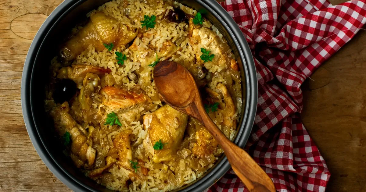 Курчата з рисом по-перськи — майже як плов