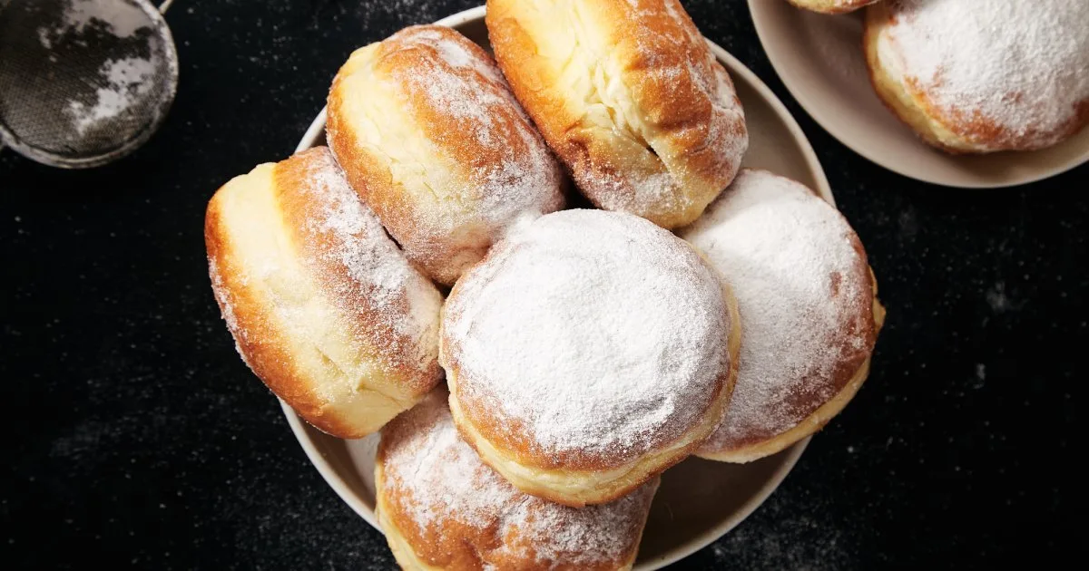 Берлінські пончики із джемом