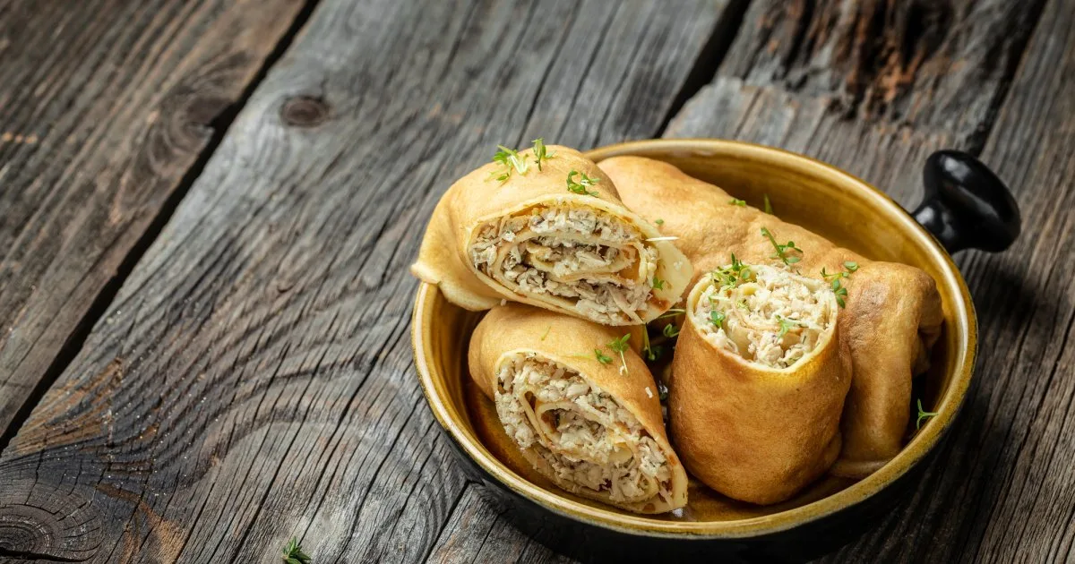 Млинці з м’ясом і рисом для швидкої перекуски