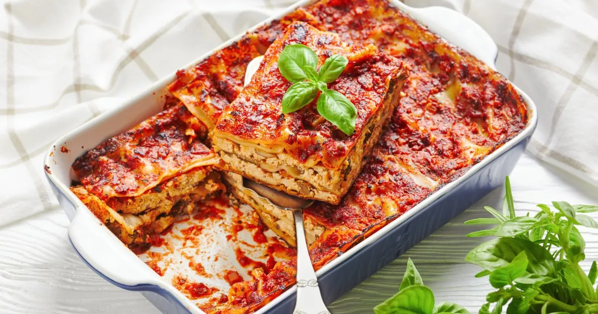 Веганська лазанья з тофу та овочами