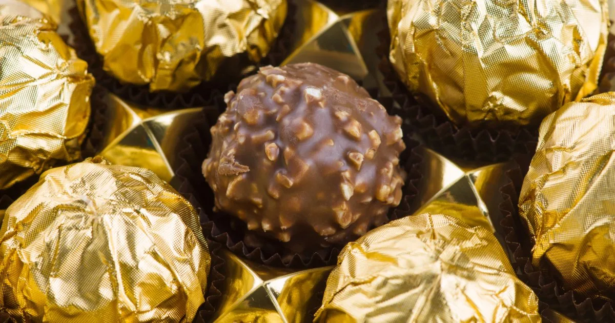Як зробити шоколадні цукерки Ferrero вдома — дуже простий рецепт