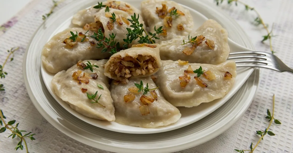 Вареники з гречкою та грибами