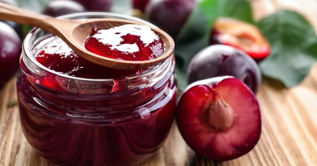Густий джем зі слив на зиму за один прийом