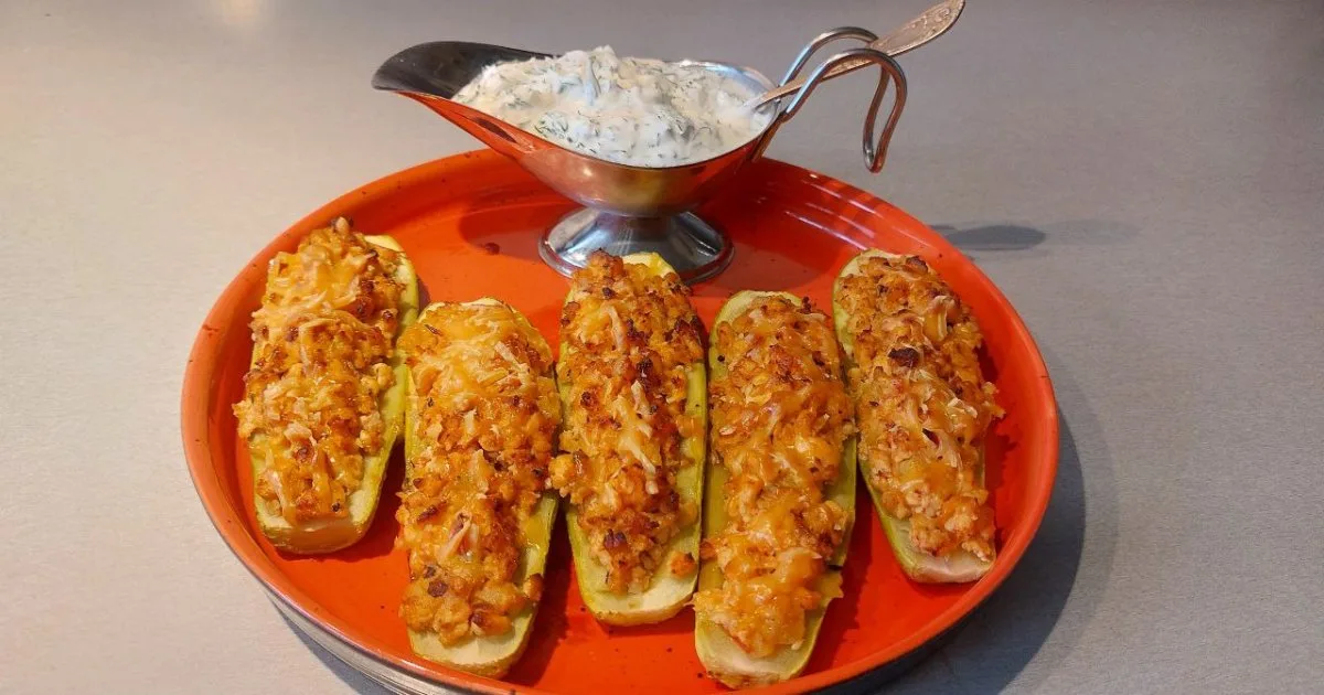 Кабачкові човники по-родинному