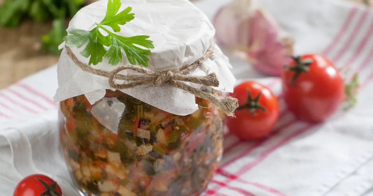 Салат з кабачків на зиму кубиками — смачно, просто і ситно