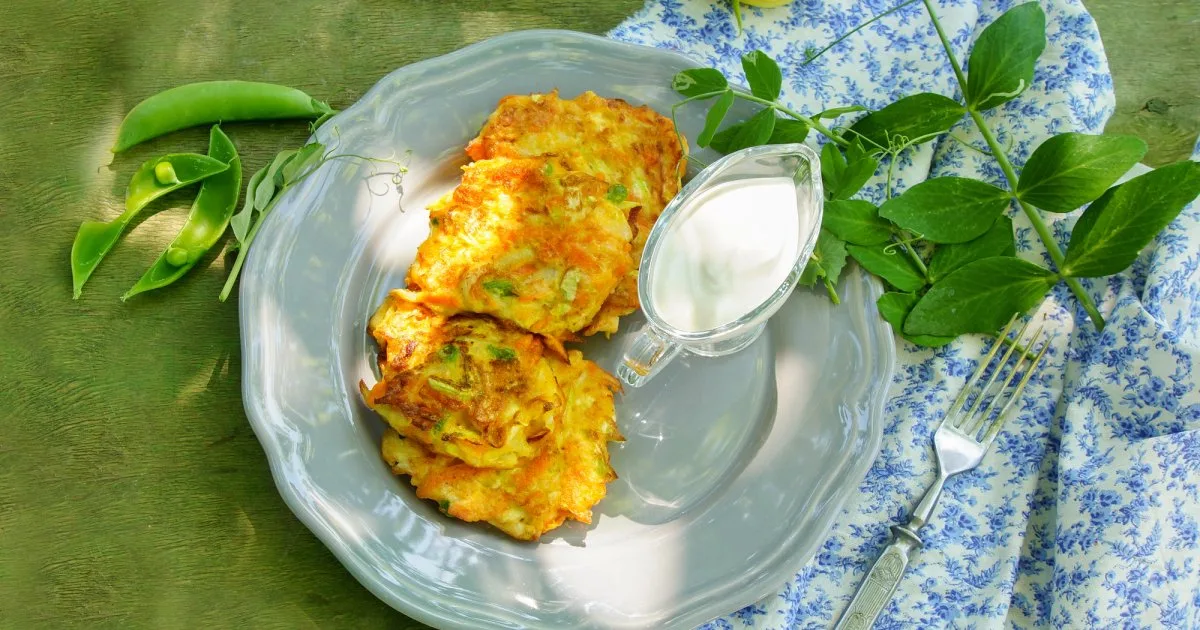 Ситні мексиканські оладки — готуємо з консервованою кукурудзою