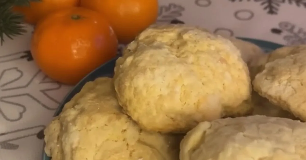 Мандаринове печиво з тріщинами — м’яке, цитрусове, святкове