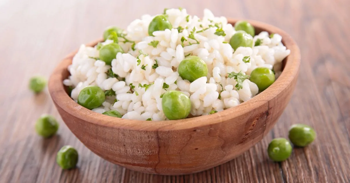 Рис з горошком під сиром — цікава заміна плову без м’яса