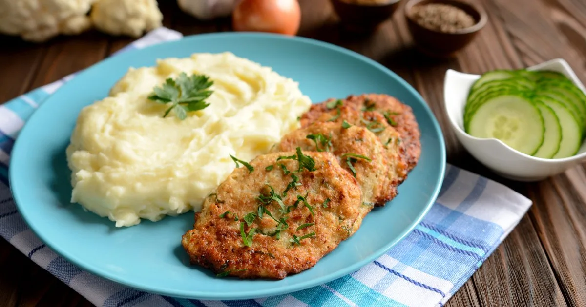 Картопляне пюре із цвітною капустою — готуємо дуже смачний гарнір без зусиль