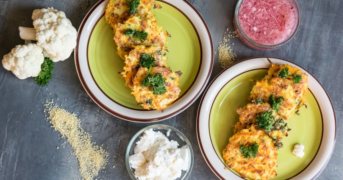 Оладки з кабачків з кускусом — рецепт цікавої легкої закуски