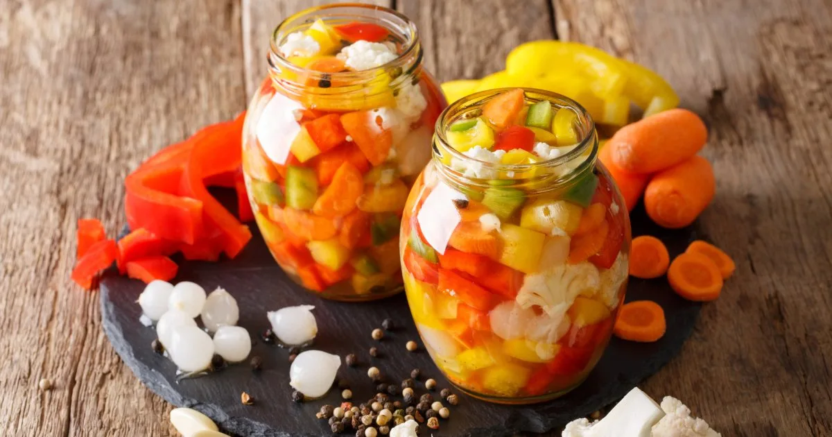 ТОП серед закусок! Маринована цвітна капуста з овочами на зиму
