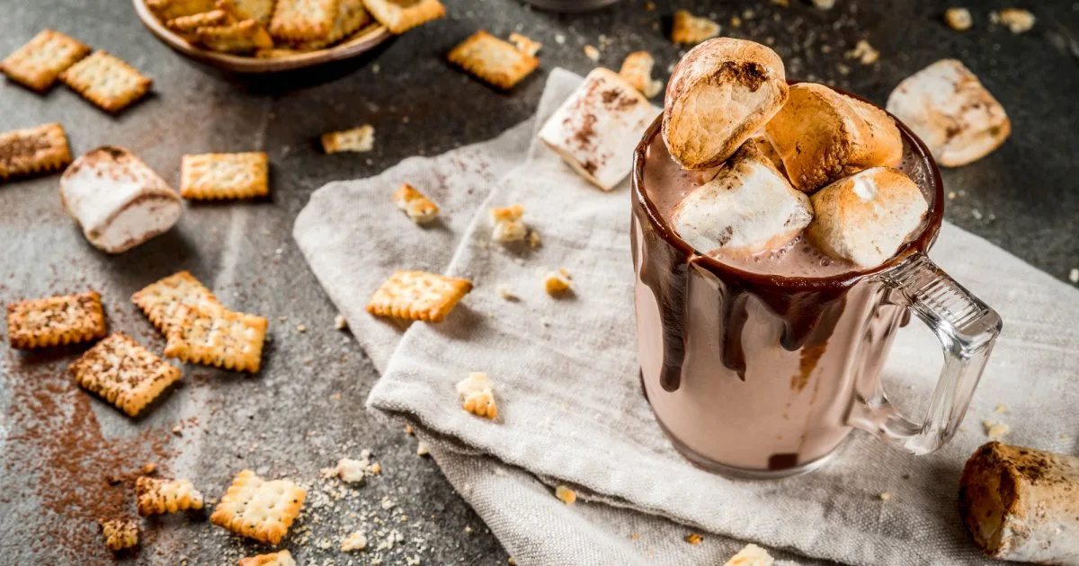 Yum yum! Молочний коктейль зі смаженим зефіром