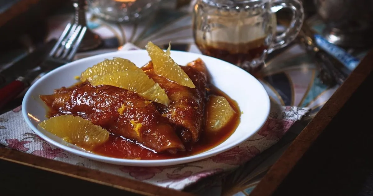 Для романтичного сніданку — французькі млинці Crêpes Suzette