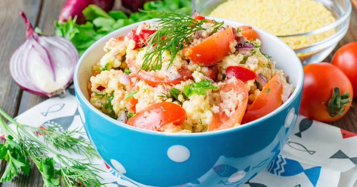 Кускус із рибою та овочами