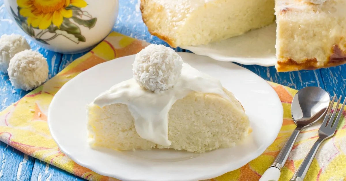 Сирна запіканка з кокосовою стружкою на десерт