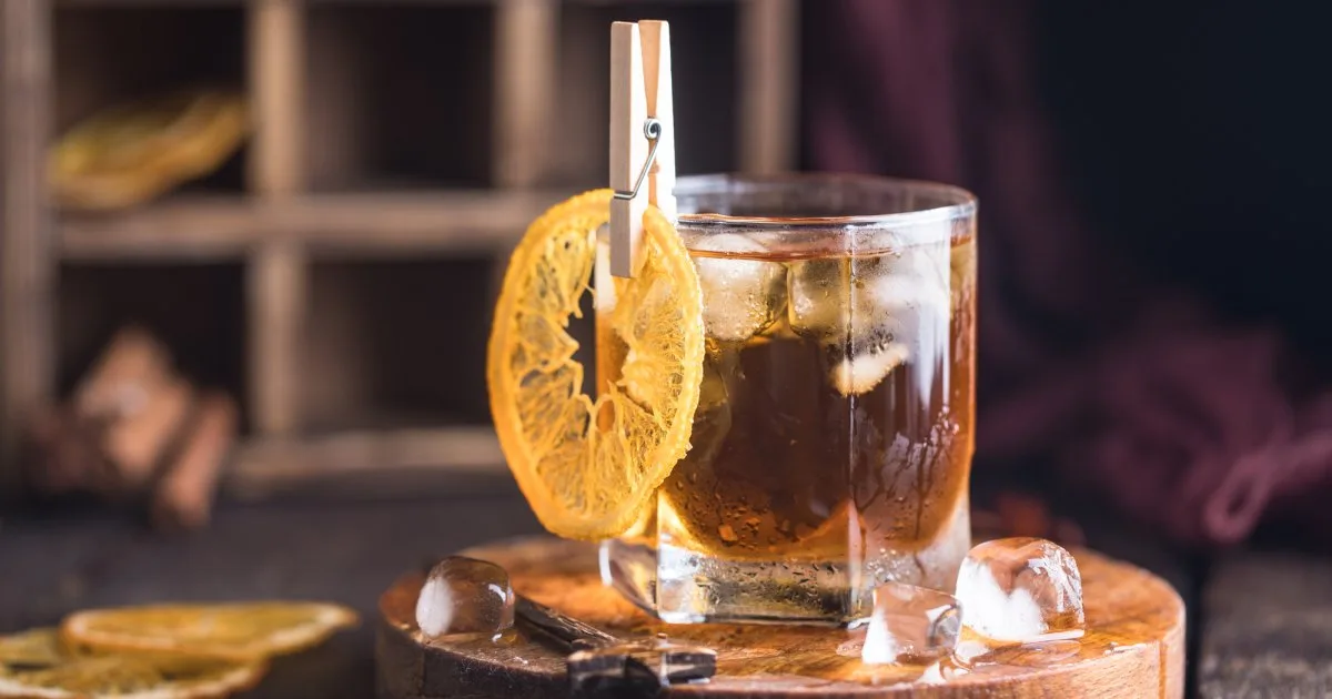 Коктейль Orange Brandy із фільму «Вавилон»