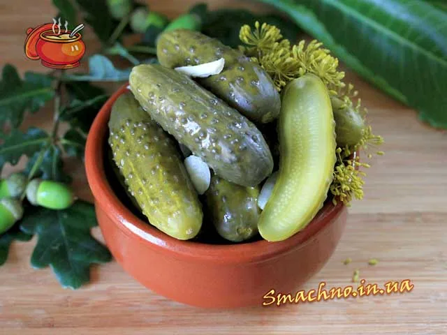 Квашені (солоні) огірки