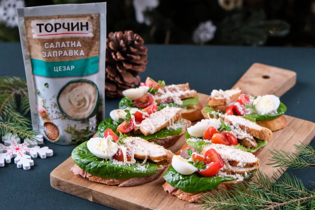 Брускети Цезар з куркою – святкова закуска